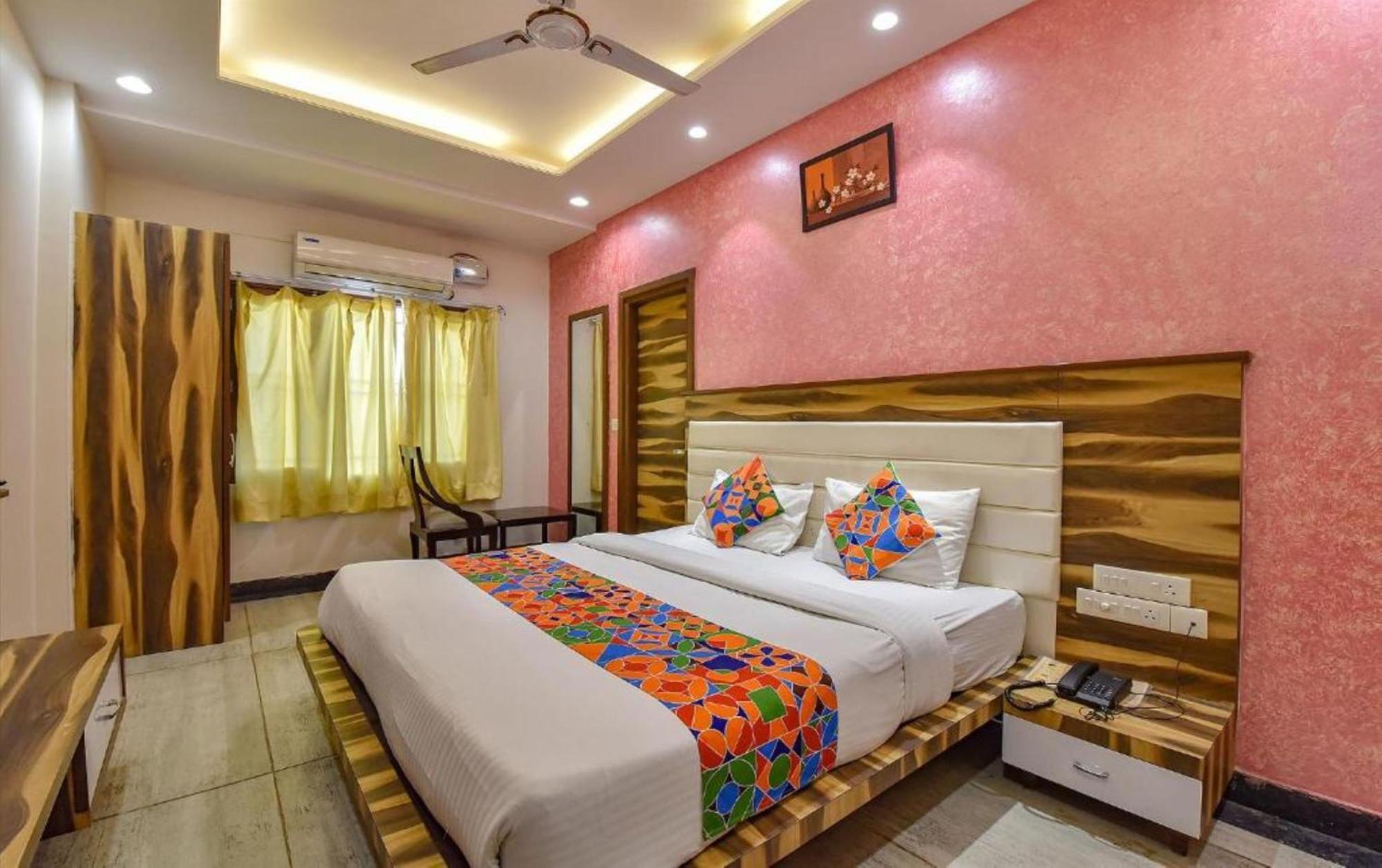 Wind Palace Hotel Jaipur Eksteriør billede